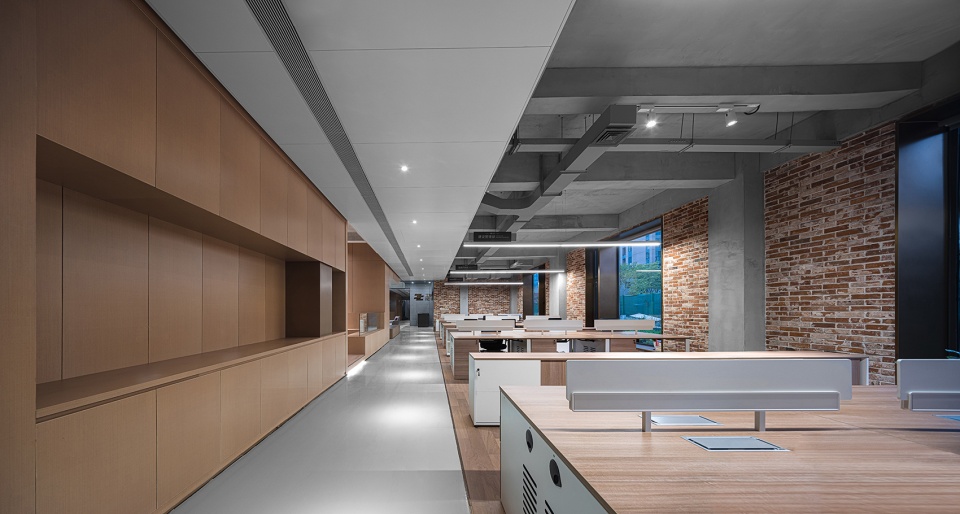 鄭州專(zhuān)業(yè)廠房裝修公司-廠房辦公樓裝修設(shè)計(jì)案例