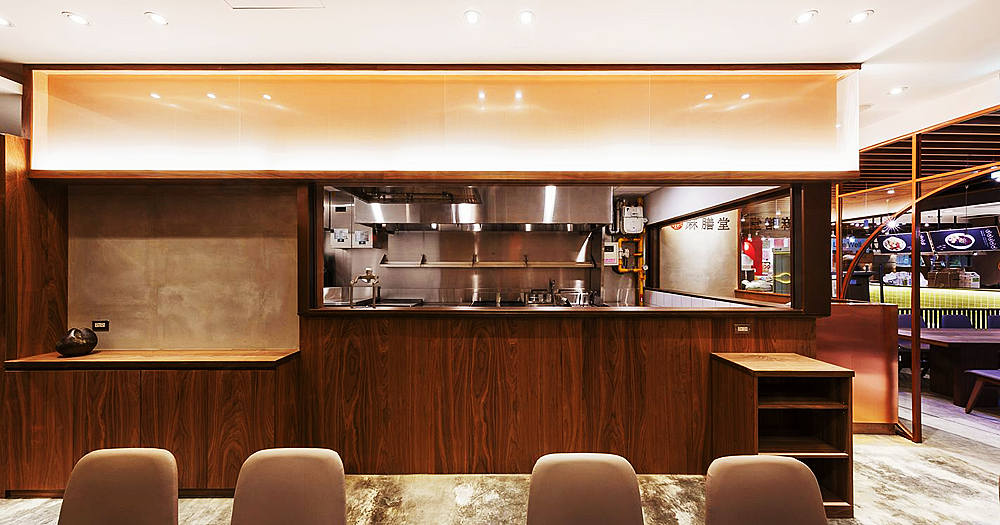 鄭州麻膳堂臺灣牛肉面裝修公司設(shè)計(jì)案例