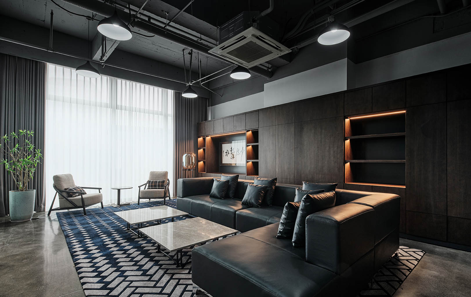 雪浪云科技公司現(xiàn)代極簡(jiǎn)風(fēng)辦公室裝修設(shè)計(jì)案例(圖17)