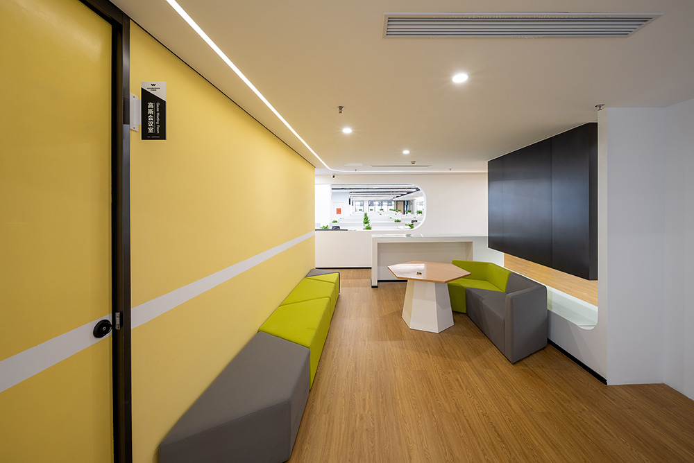 3000平萬興科技互聯(lián)網(wǎng)公司辦公室裝修設(shè)計方案(圖2)