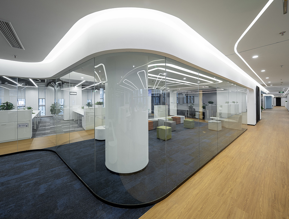 3000平萬興科技互聯(lián)網(wǎng)公司辦公室裝修設(shè)計方案(圖13)