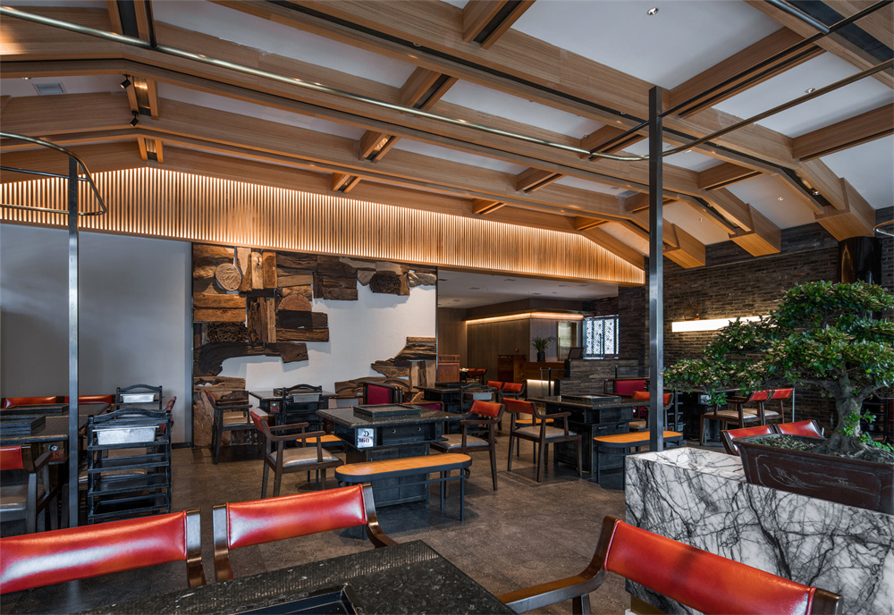 層高不高的重慶老火鍋店經(jīng)典翻新改造設計方案(圖6)