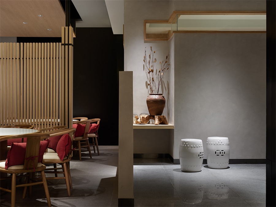 低造價效果佳  坐井百年江湖菜中餐廳裝修設(shè)計方案(圖10)