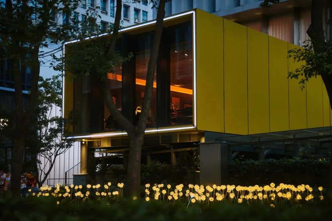 九川中餐·燒烤·小酒館融合店裝修設(shè)計方案(圖1)