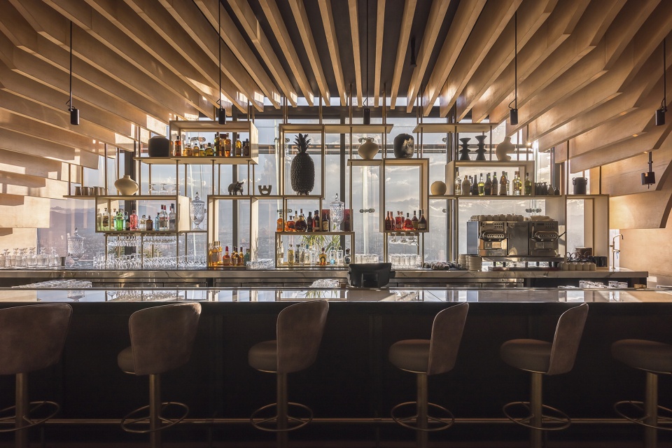 室內(nèi)庭院式LING LING特色餐廳裝修設計方案(圖3)