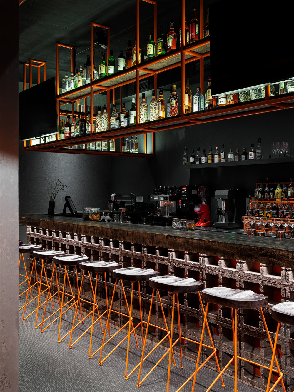 金屬工業(yè)風(fēng)牛肉投幣燒烤店裝修設(shè)計方案(圖6)