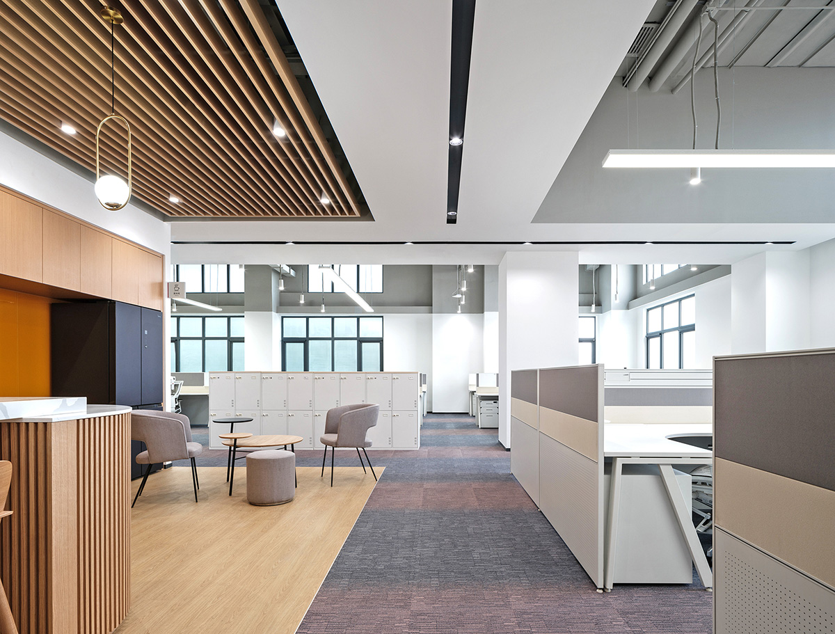 鄭州金博大推薦華為海思東升科技園辦公室裝修設(shè)計(圖9)