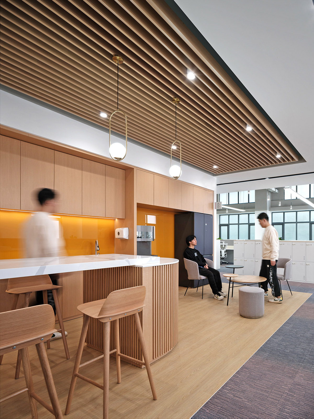 鄭州金博大推薦華為海思東升科技園辦公室裝修設(shè)計(圖10)