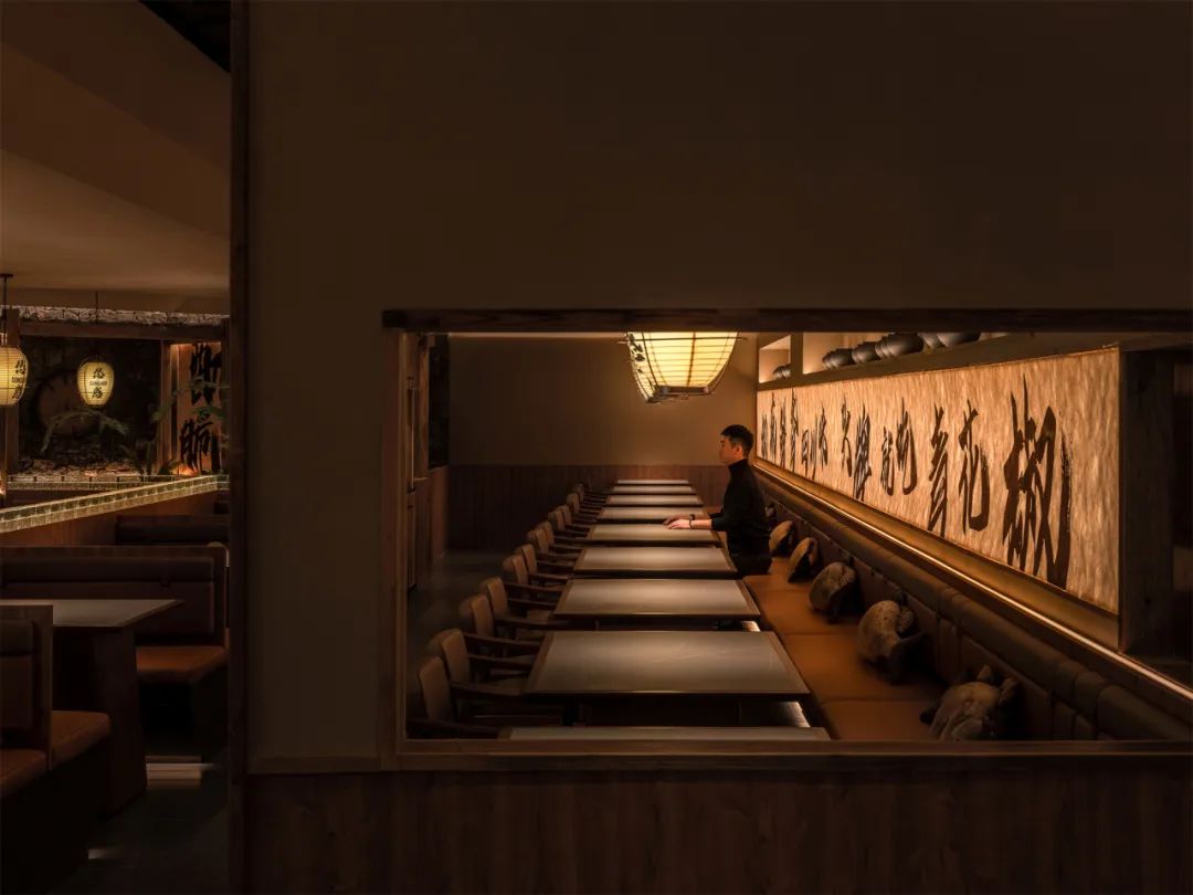 一品魚(yú)悅燒烤·川菜融合餐廳酒吧裝修設(shè)計(jì)方案(圖5)