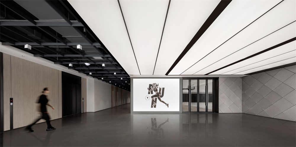 現代簡約時尚科技園區(qū)辦公樓裝修設計案例(圖4)