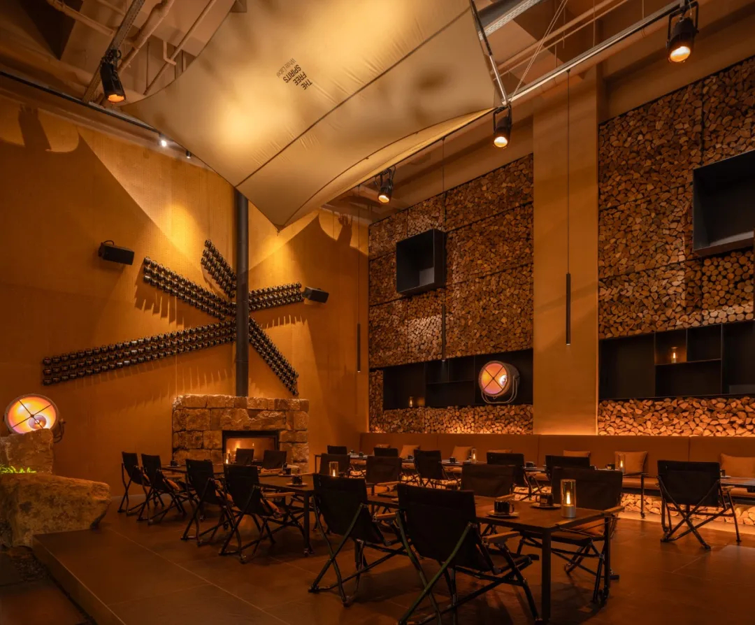 鄭州金博大推薦篝火旁·露營風(fēng)燒烤店裝修設(shè)計方案(圖11)