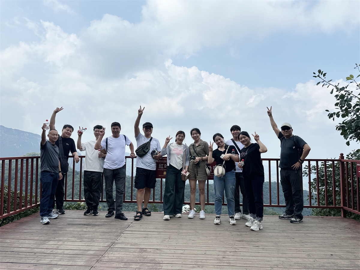 團(tuán)建|同心同行  金博大裝飾集團(tuán)秋日團(tuán)建登封摘星樓(圖9)