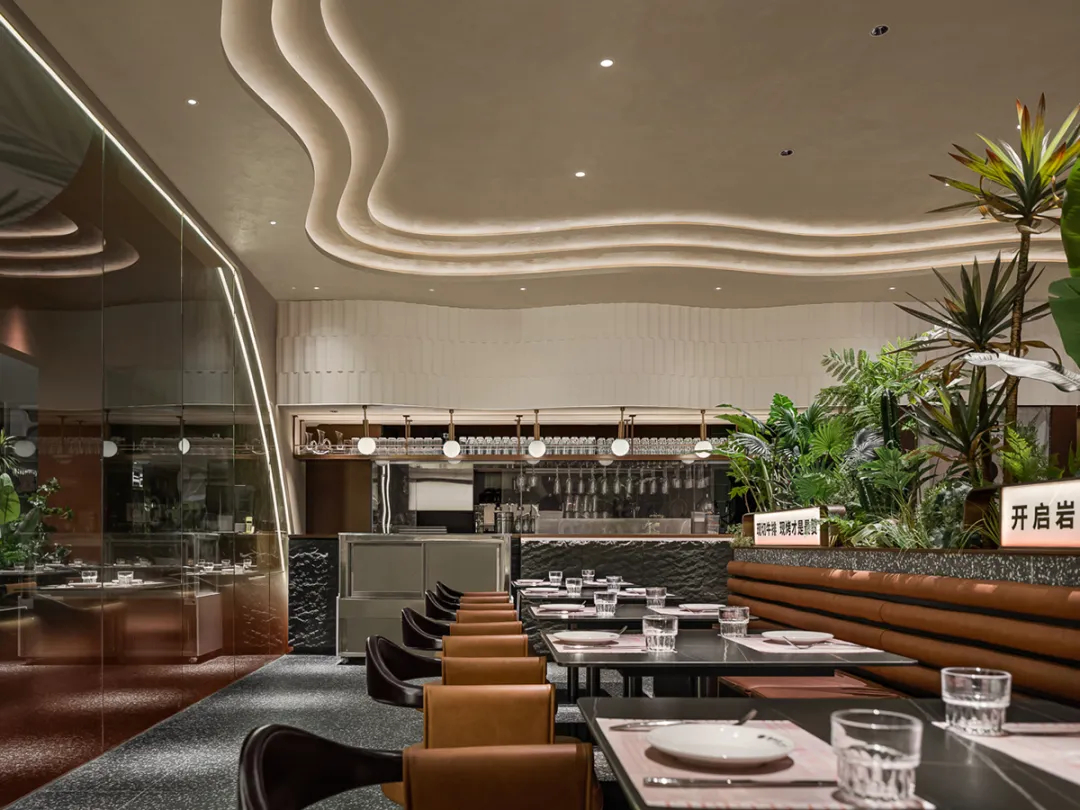 沙漠綠洲  御牛紀(jì)特色牛排西餐廳裝修設(shè)計案例(圖6)