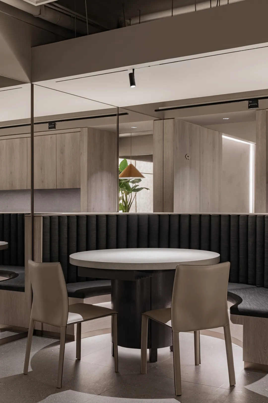 鄭州金博大推薦浩爺羊蝎子火鍋店裝修設(shè)計(jì)方案       (圖5)