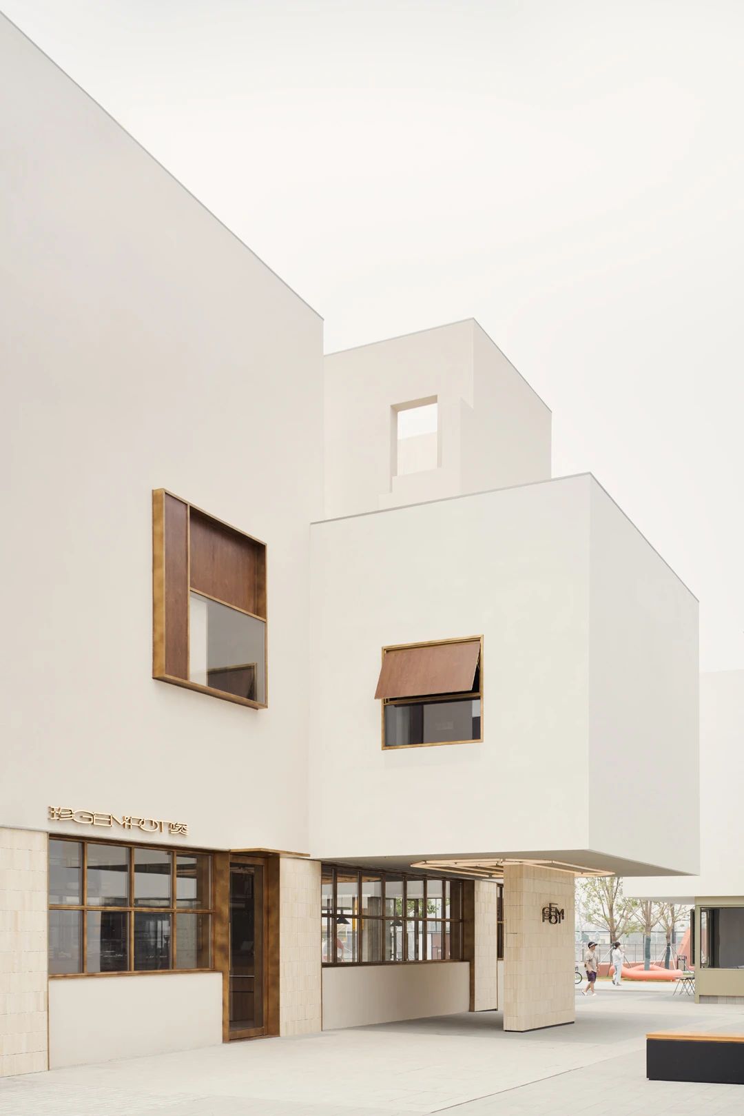 珍煲糖水·砂鍋·小海鮮融合餐廳裝修設(shè)計方案(圖2) 珍煲糖水·砂鍋·小海鮮融合餐廳裝修設(shè)計方案(圖2)