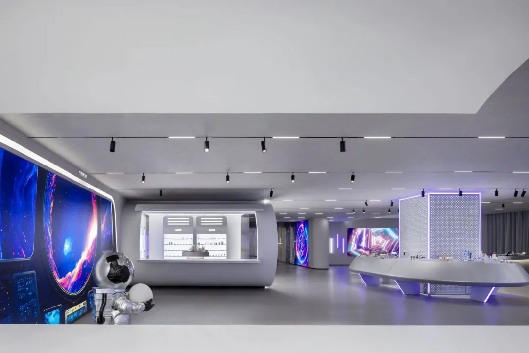 安特未來靈感艙化妝品企業(yè)展廳裝修設(shè)計(圖8)