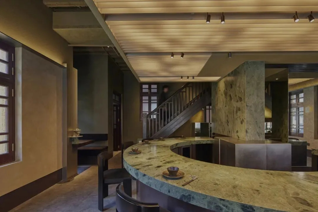 鄭州金博大推薦蔥蘢和牛小火鍋餐廳裝修設(shè)計(jì)(圖5)