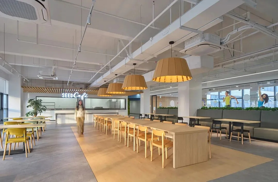 5000平種業(yè)集團總部辦公&展廳裝修設(shè)計方案(圖10)