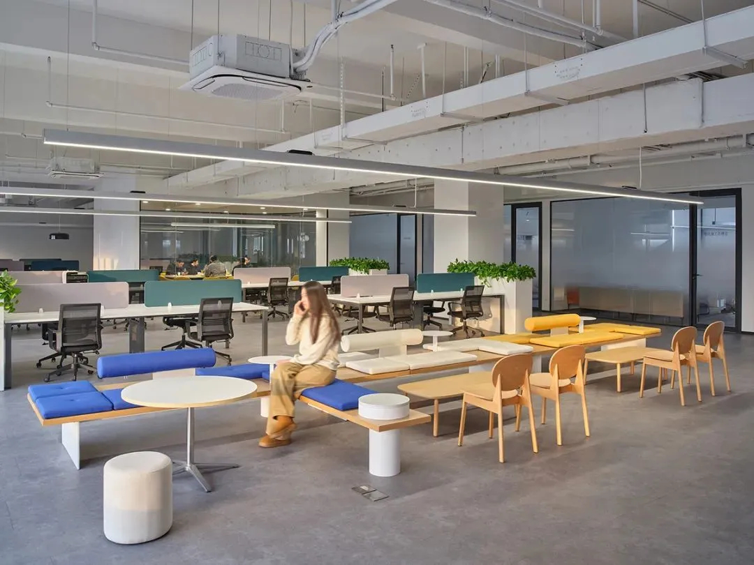 5000平種業(yè)集團總部辦公&展廳裝修設(shè)計方案(圖11)