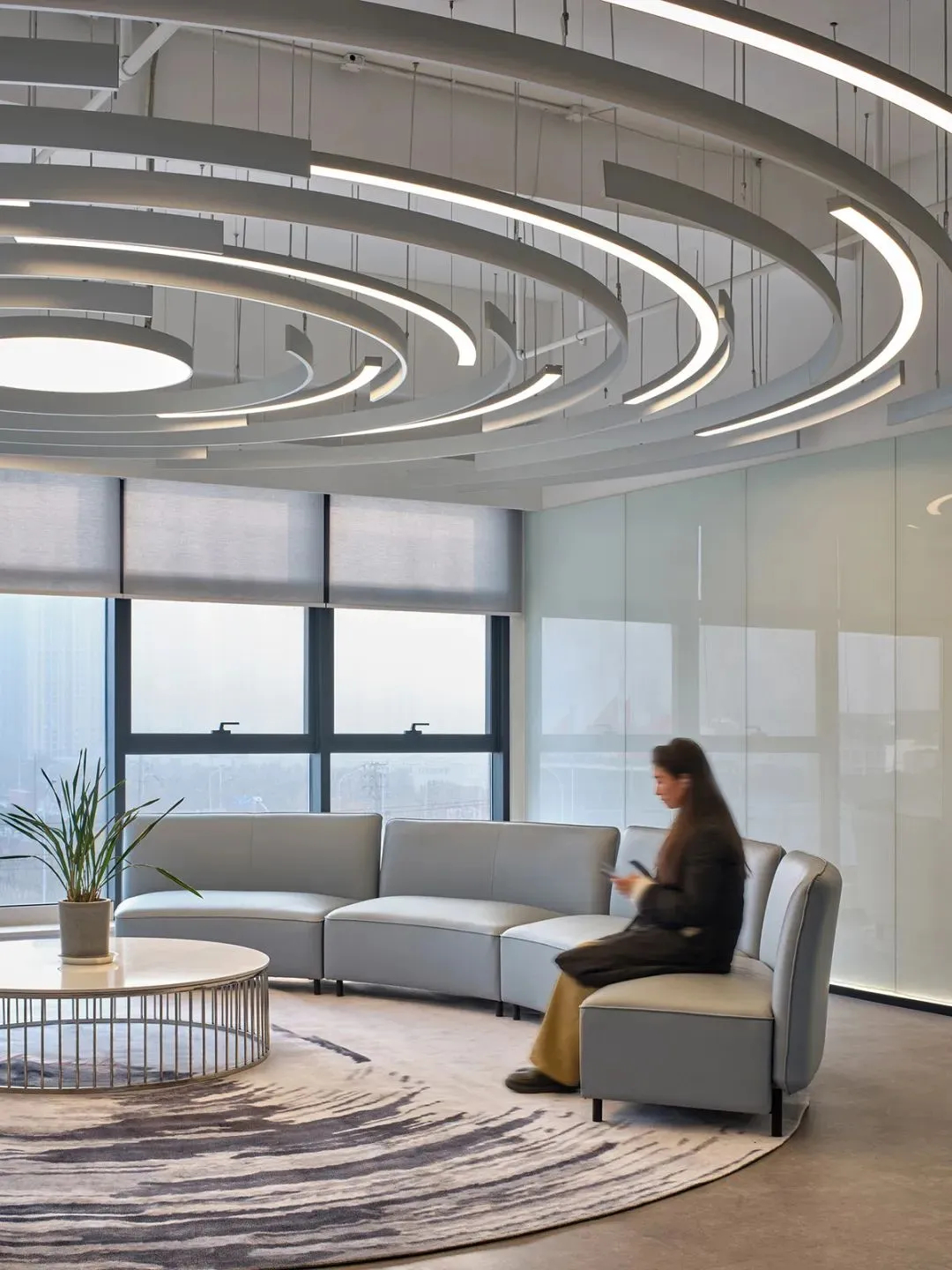 5000平種業(yè)集團總部辦公&展廳裝修設(shè)計方案(圖13)