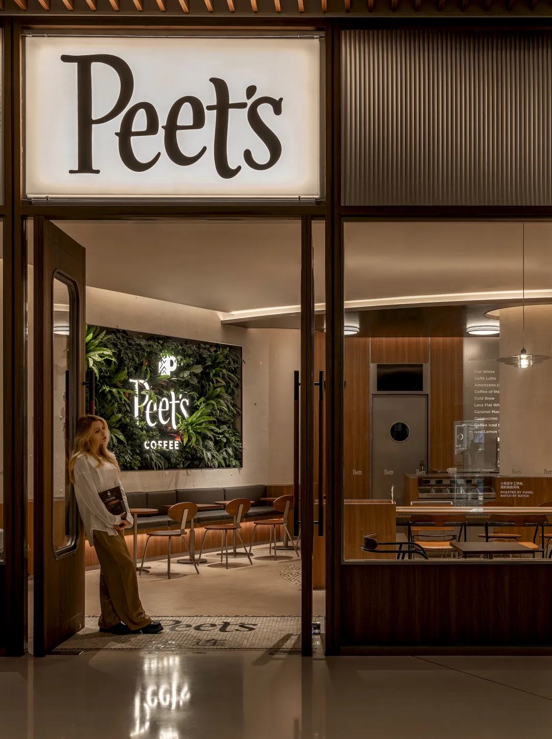 海港文化復(fù)古風(fēng)情  Peets皮爺咖啡店裝修設(shè)計(jì)(圖1)