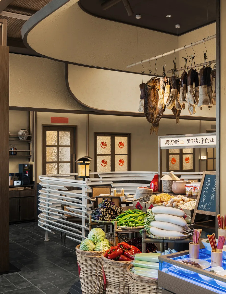 山野特色   朝溪湘伴·魚湯泡飯湘菜餐廳裝修設(shè)計(圖4)