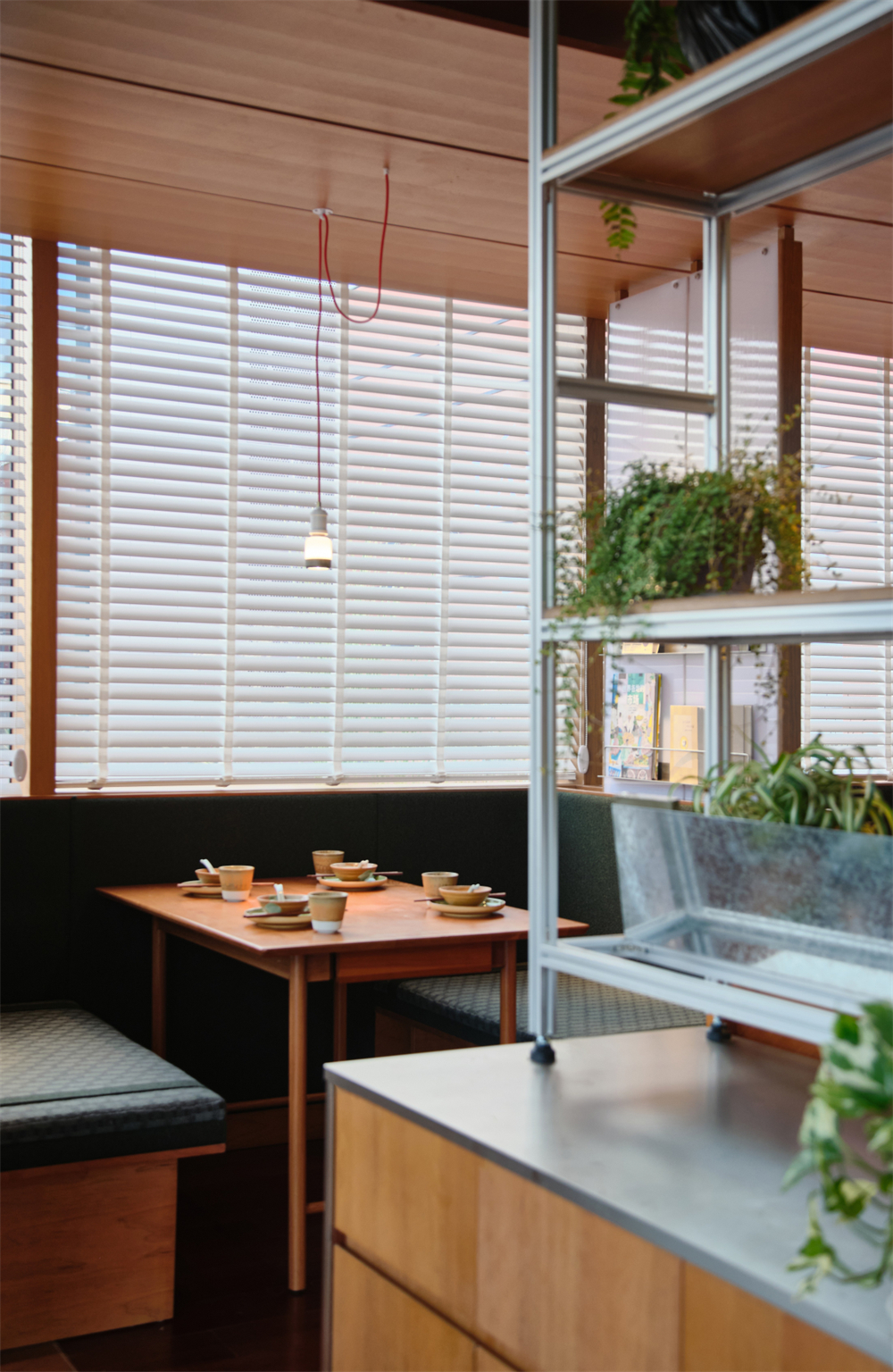 溫柔工業(yè)風(fēng)   三只辣椒餐飲店裝修設(shè)計(圖4)